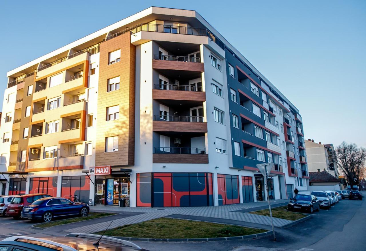 Tik Tak Apartman Subotica Eksteriør billede