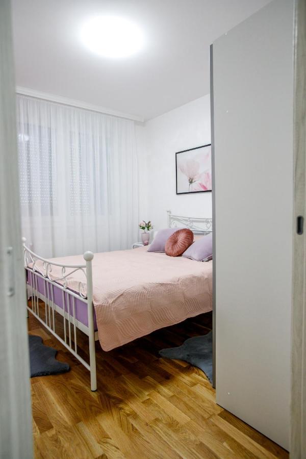 Tik Tak Apartman Subotica Eksteriør billede