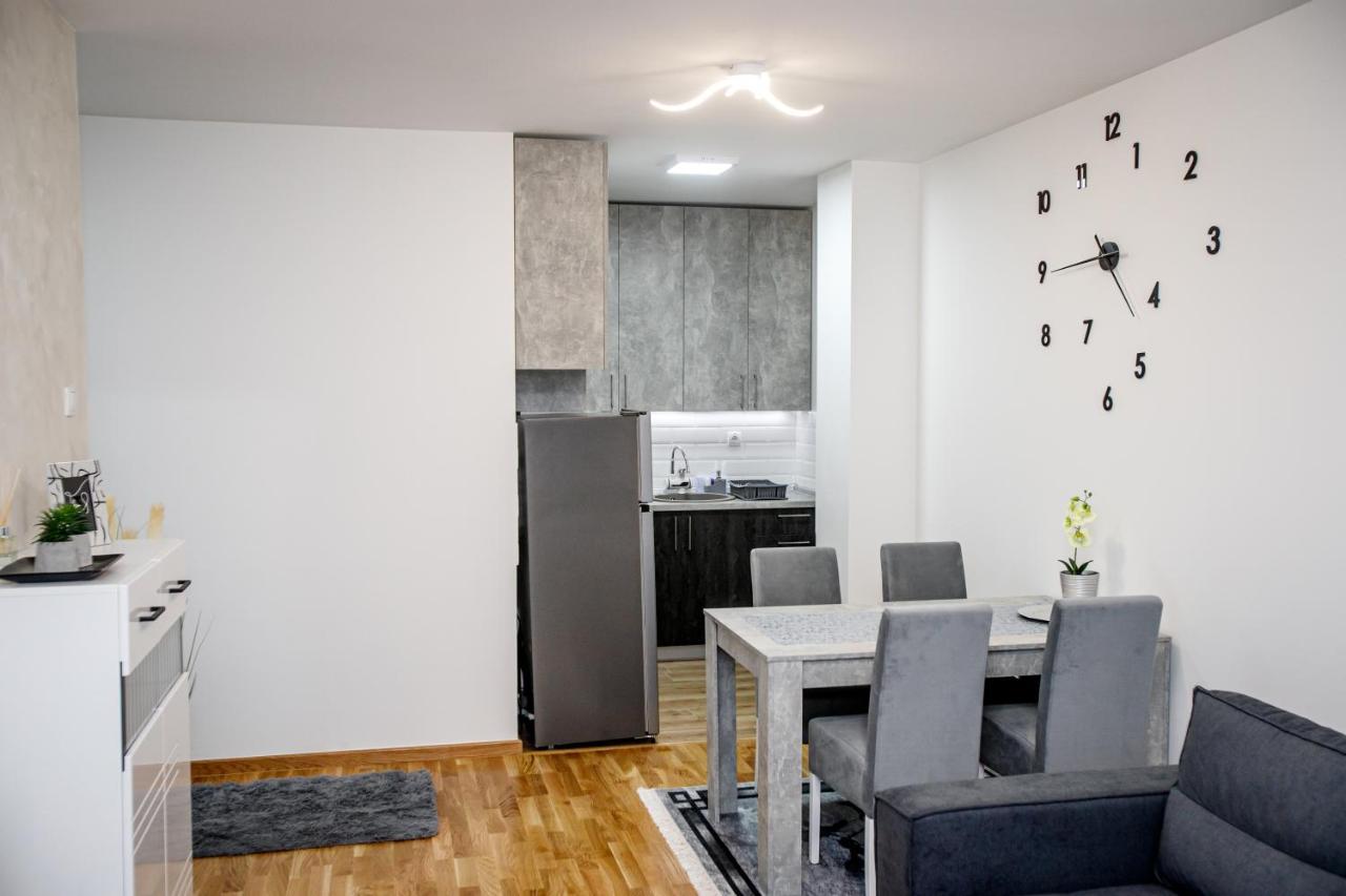 Tik Tak Apartman Subotica Eksteriør billede