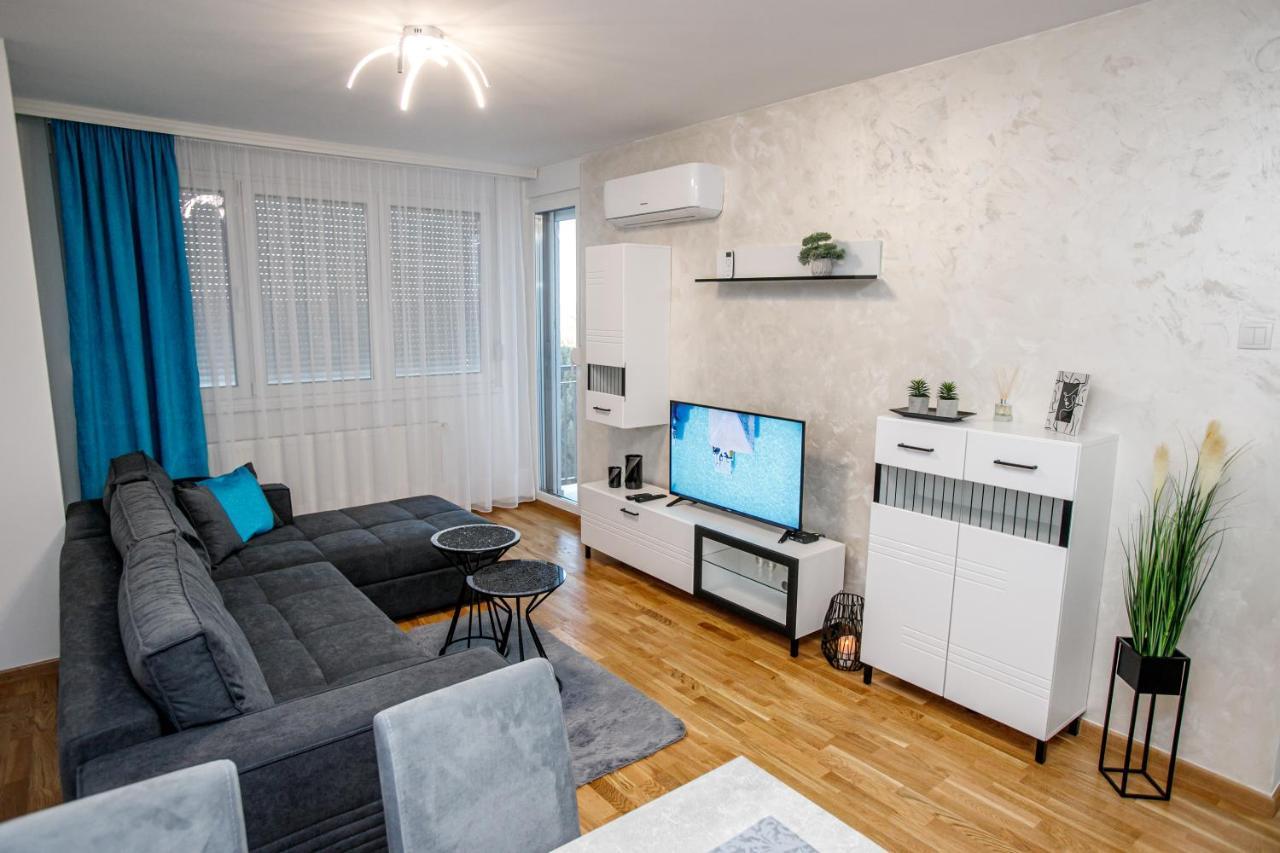 Tik Tak Apartman Subotica Eksteriør billede